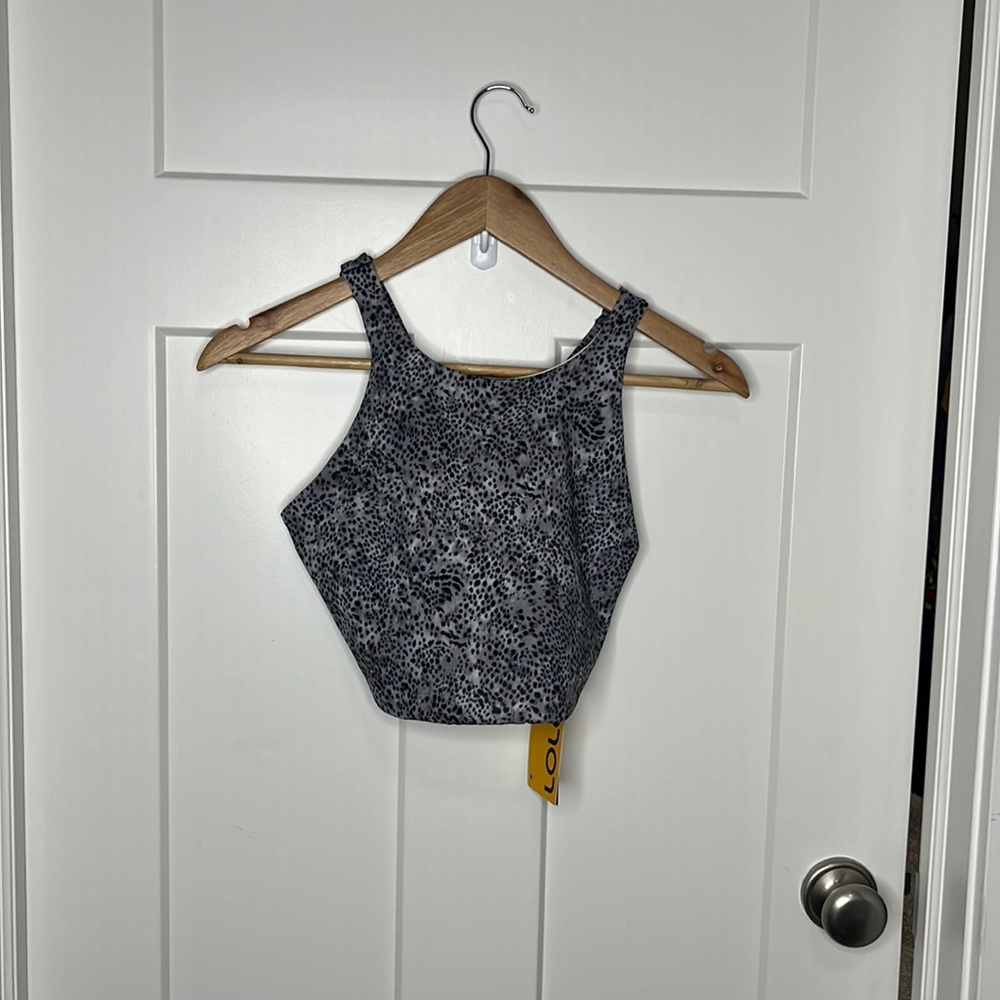 Lole athletic bra/ crop top size Medium NWT